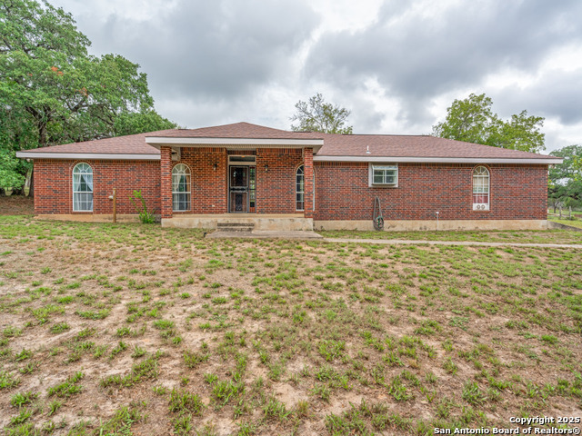 Details for 1026 Eagle Creek, Floresville, TX 78114