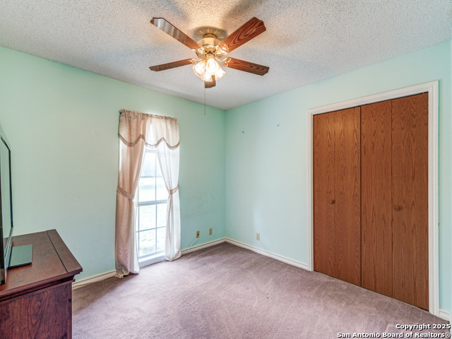 Listing photo id 12 for 1026 Eagle Creek