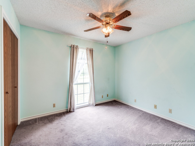 Listing photo id 17 for 1026 Eagle Creek