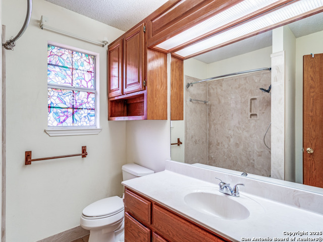Listing photo id 19 for 1026 Eagle Creek