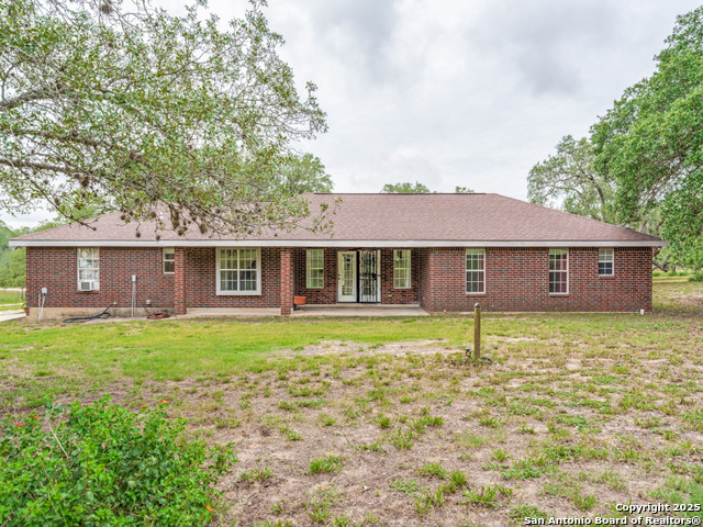 Listing photo id 20 for 1026 Eagle Creek