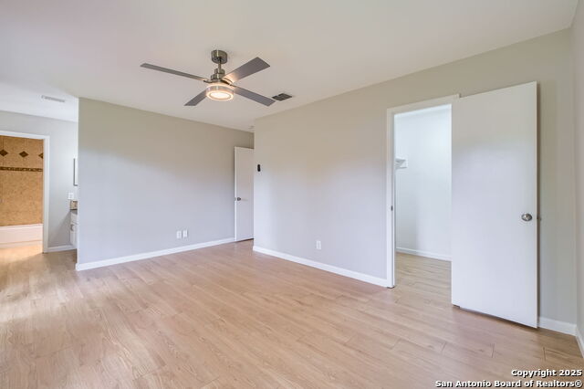 Listing photo id 14 for 7123 Winter Ridge