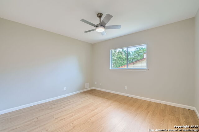 Listing photo id 21 for 7123 Winter Ridge