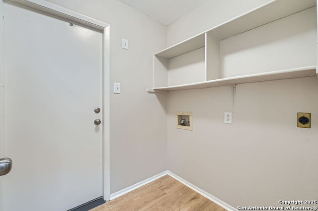 Listing photo id 23 for 7123 Winter Ridge