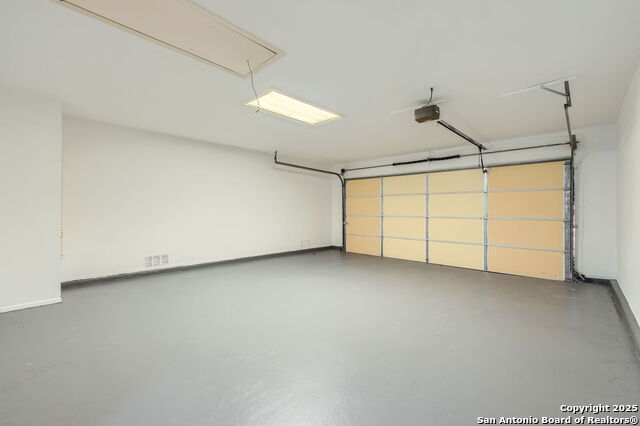 Listing photo id 24 for 7123 Winter Ridge