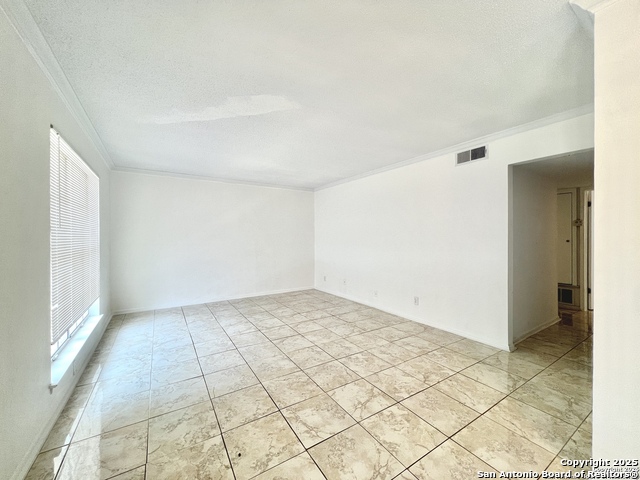 Image 3 of 11 For 6611 Southpoint  128