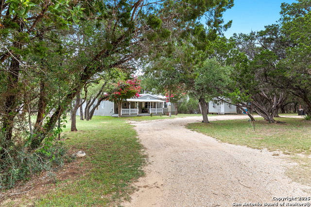 Details for 193 Mills Lane, Pipe Creek, TX 78063