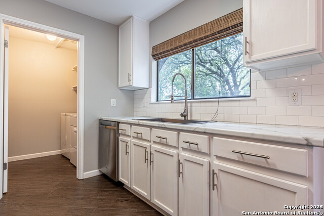 Image 14 of 28 For 6406 Maverick Oak