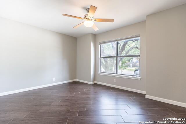 Image 16 of 28 For 6406 Maverick Oak