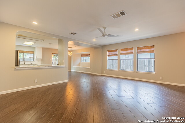 Image 7 of 28 For 6406 Maverick Oak
