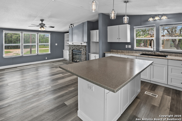 Image 11 of 27 For 154 Oak Lawn