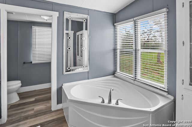 Image 17 of 27 For 154 Oak Lawn