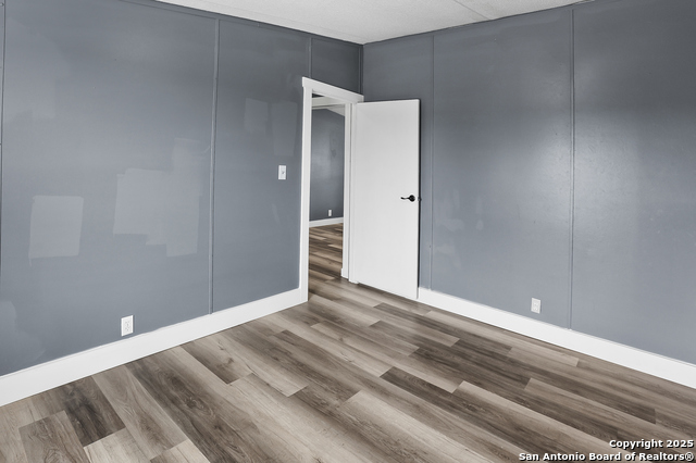 Image 22 of 27 For 154 Oak Lawn
