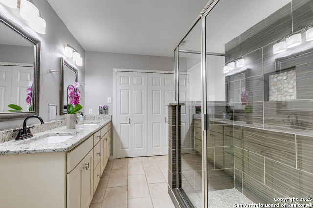 Listing photo id 15 for 8711 Dudley Drive