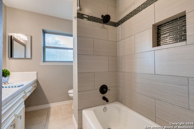 Listing photo id 18 for 8711 Dudley Drive