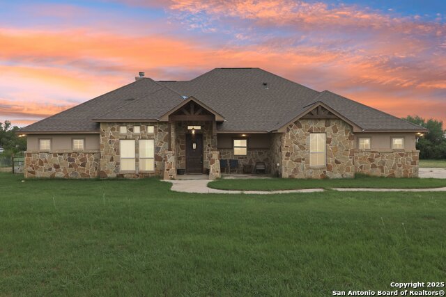 Details for 512 Wagon Train, La Vernia, TX 78121