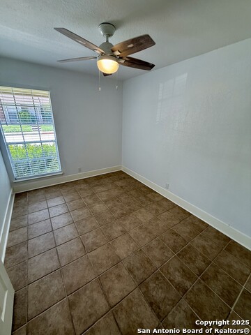 Listing photo id 14 for 9140 Timber Path 2901