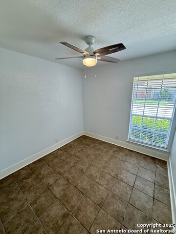 Listing photo id 15 for 9140 Timber Path 2901