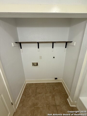 Listing photo id 17 for 9140 Timber Path 2901