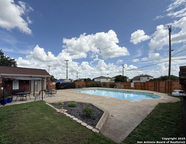 Listing photo id 22 for 9140 Timber Path 2901