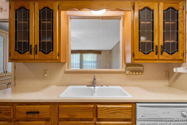 Listing photo id 11 for 4107 Tallulah