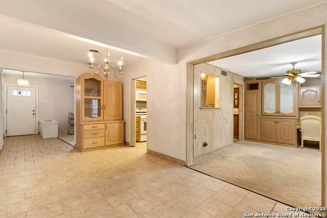 Listing photo id 19 for 4107 Tallulah