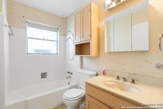 Listing photo id 27 for 4107 Tallulah