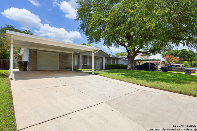 Listing photo id 1 for 4107 Tallulah