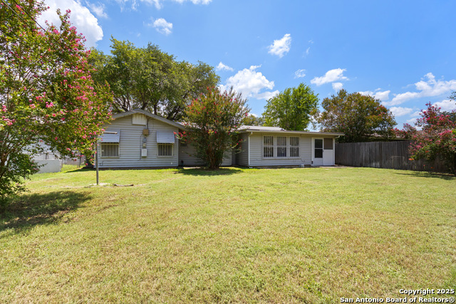 Listing photo id 32 for 4107 Tallulah