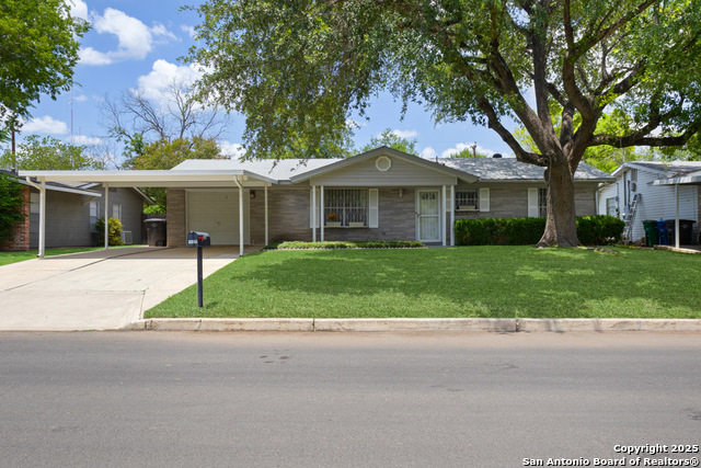 Listing photo id 35 for 4107 Tallulah