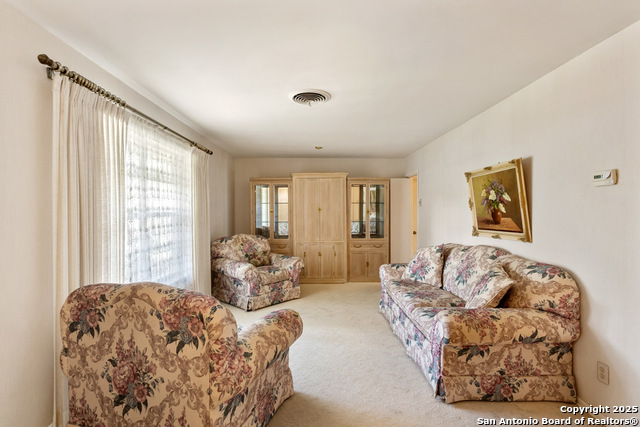 Listing photo id 5 for 4107 Tallulah