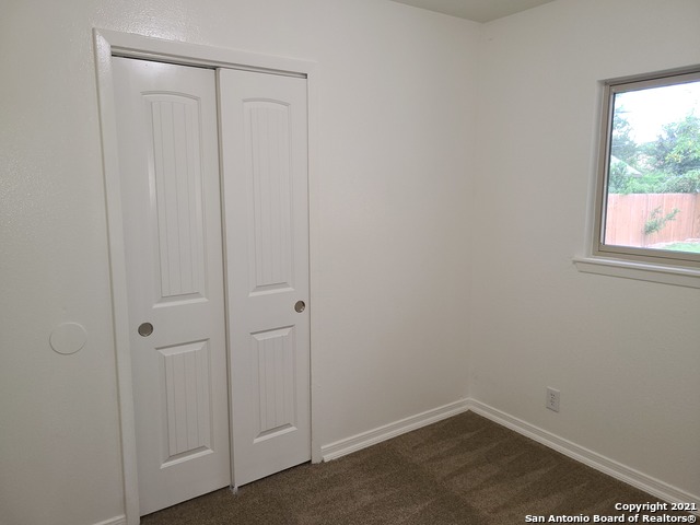 Image 23 of 28 For 4406 Desert View Dr