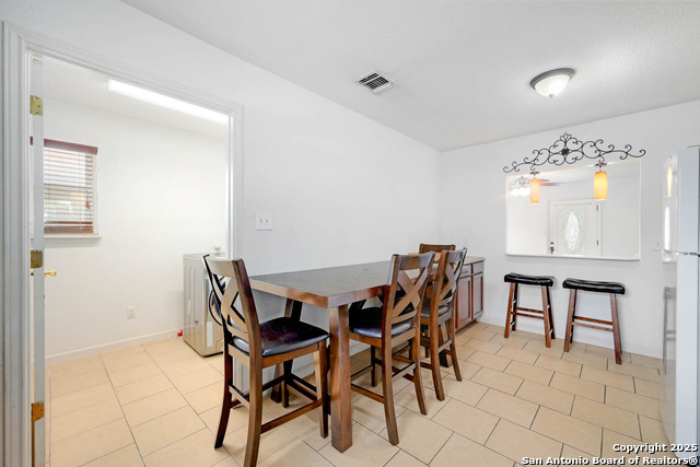 Listing photo id 6 for 295 Riverdale Drive
