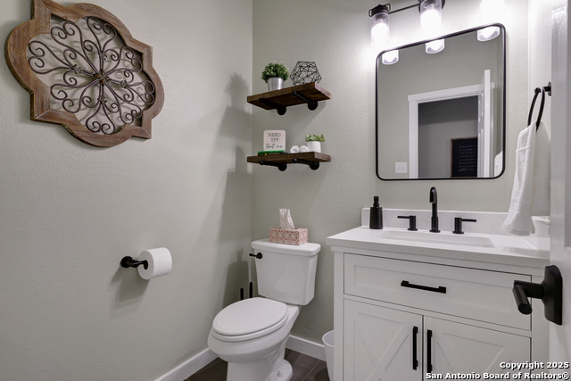 Listing photo id 14 for 8211 Brightstone