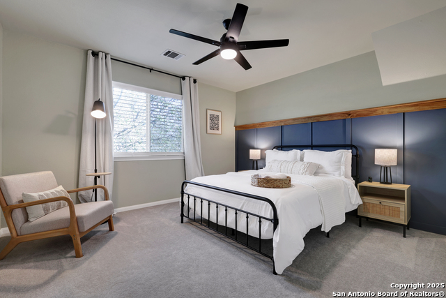 Listing photo id 23 for 8211 Brightstone