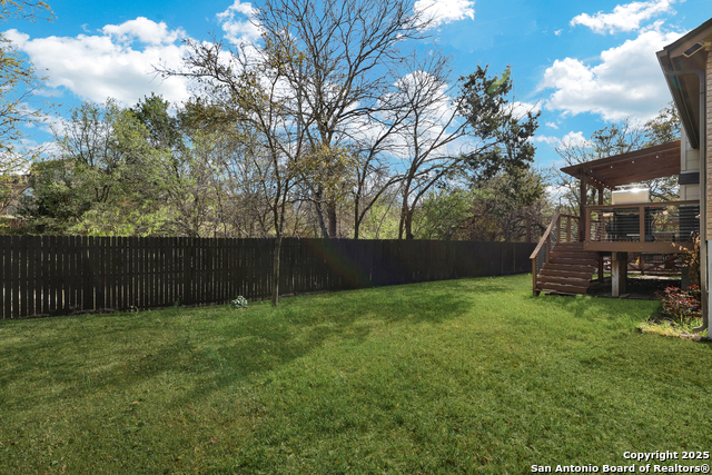 Listing photo id 32 for 8211 Brightstone