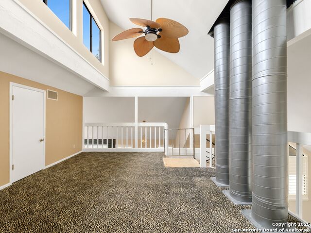 Listing photo id 28 for 3494 River Way