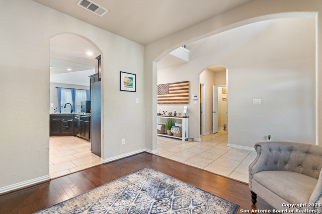 Image 15 of 44 For 14438 Palomino Pl