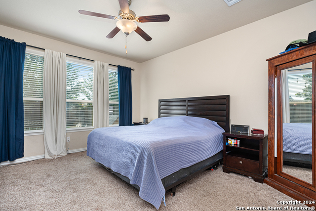 Image 23 of 44 For 14438 Palomino Pl