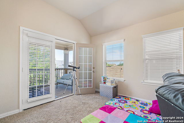 Image 28 of 44 For 14438 Palomino Pl