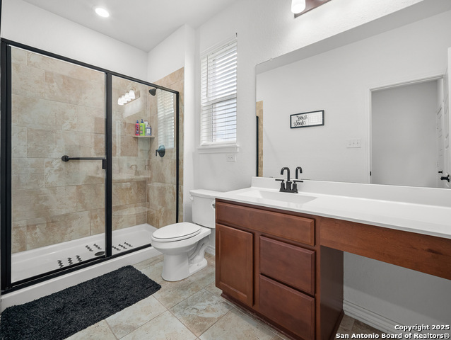 Listing photo id 21 for 220 Shadow Terrace