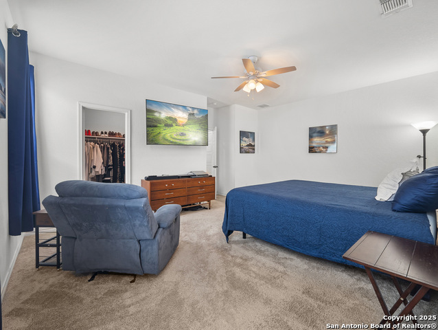Listing photo id 26 for 220 Shadow Terrace