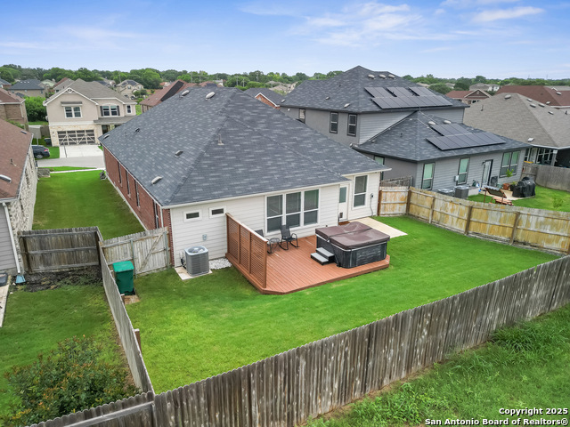 Listing photo id 35 for 220 Shadow Terrace