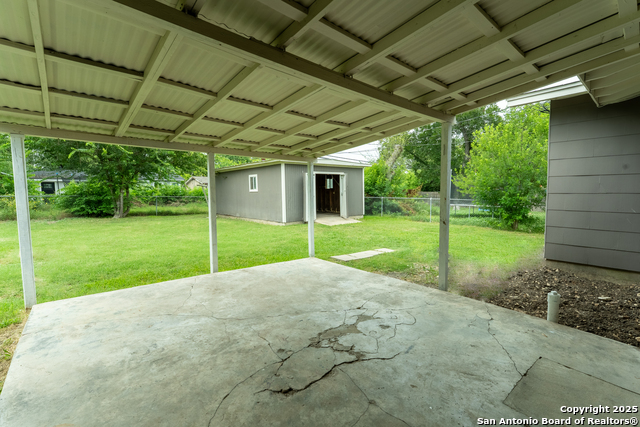 Image 33 of 33 For 643 Edgebrook