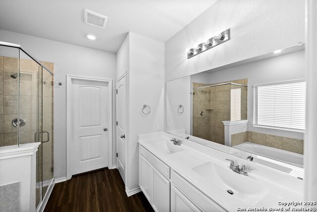 Image 16 of 33 For 6723 Shiraz Way