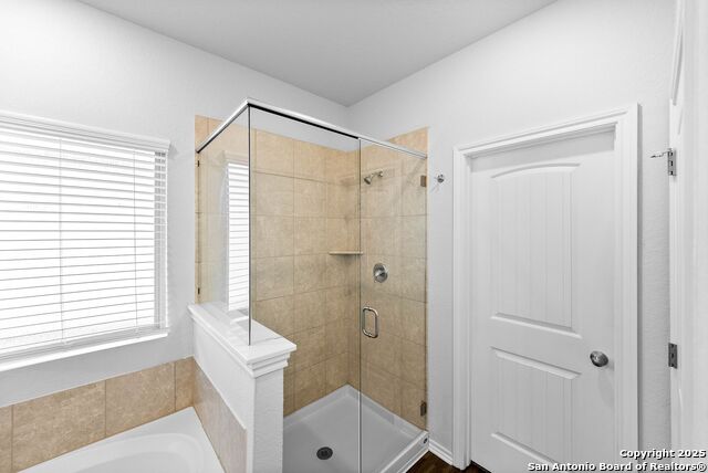 Image 17 of 33 For 6723 Shiraz Way
