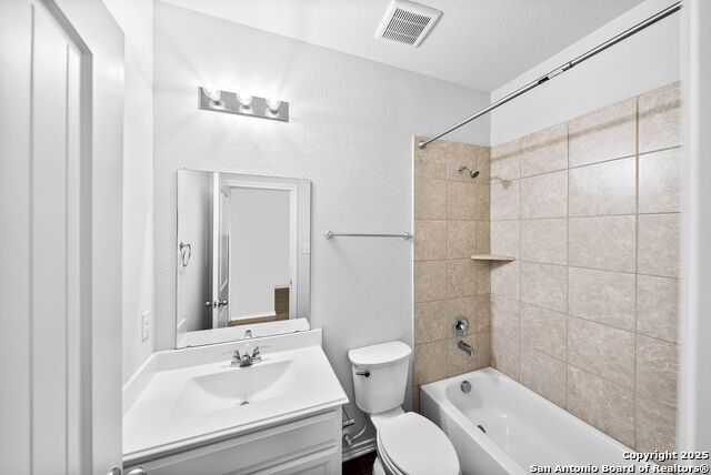 Image 24 of 33 For 6723 Shiraz Way