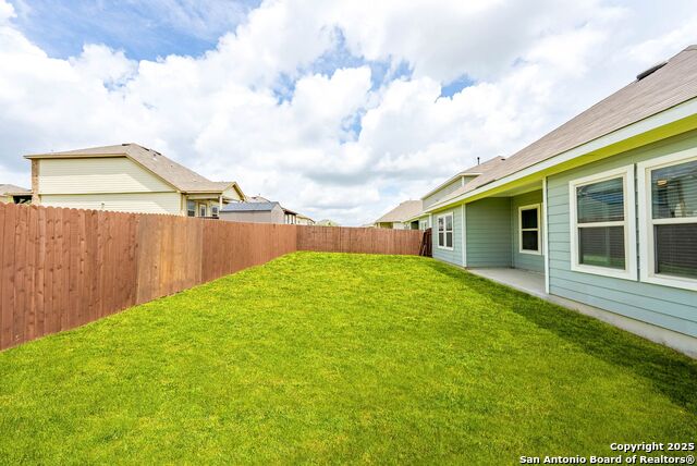 Image 27 of 33 For 6723 Shiraz Way