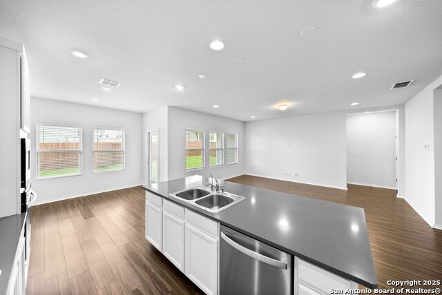 Image 7 of 33 For 6723 Shiraz Way