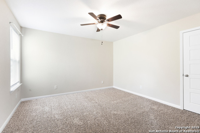 Listing photo id 18 for 15127 Pandion